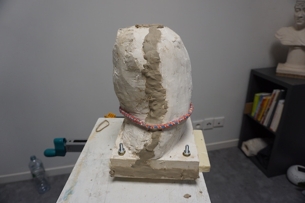 Fermeture du pour couler la deuxième empreinte silicone